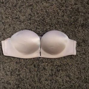 Victoria’s Secret strapless bra